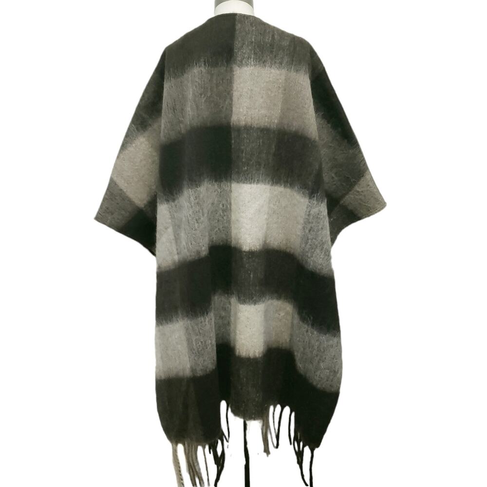 ZARA Fringed Plaid Poncho checked fringe boho open front sweater dark camel Sz M - Picture 6 of 9